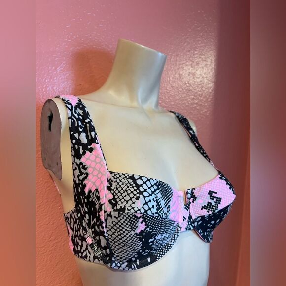 BEACH BUNNY CARTER BRALETTE - Picture 7 of 7